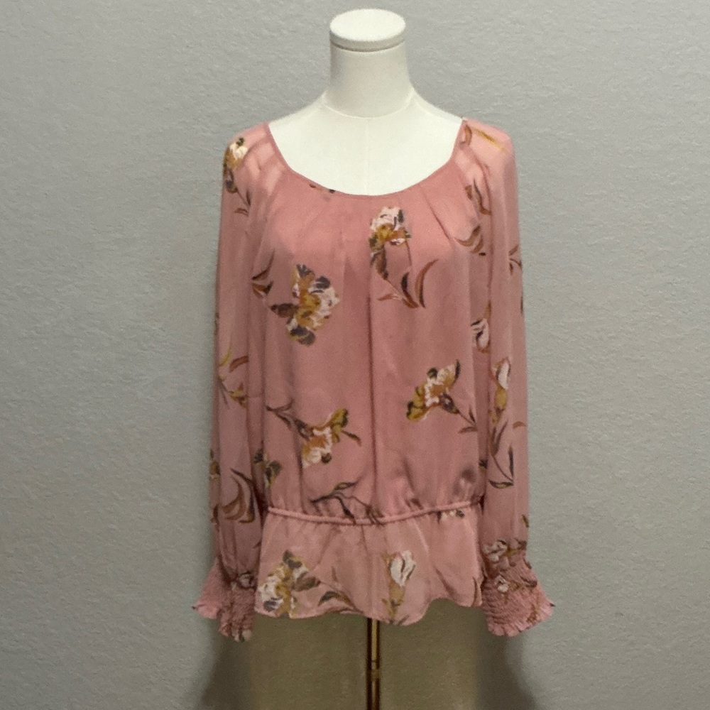 DR2 Dusty Rose Floral Smocked Cuff Blouse